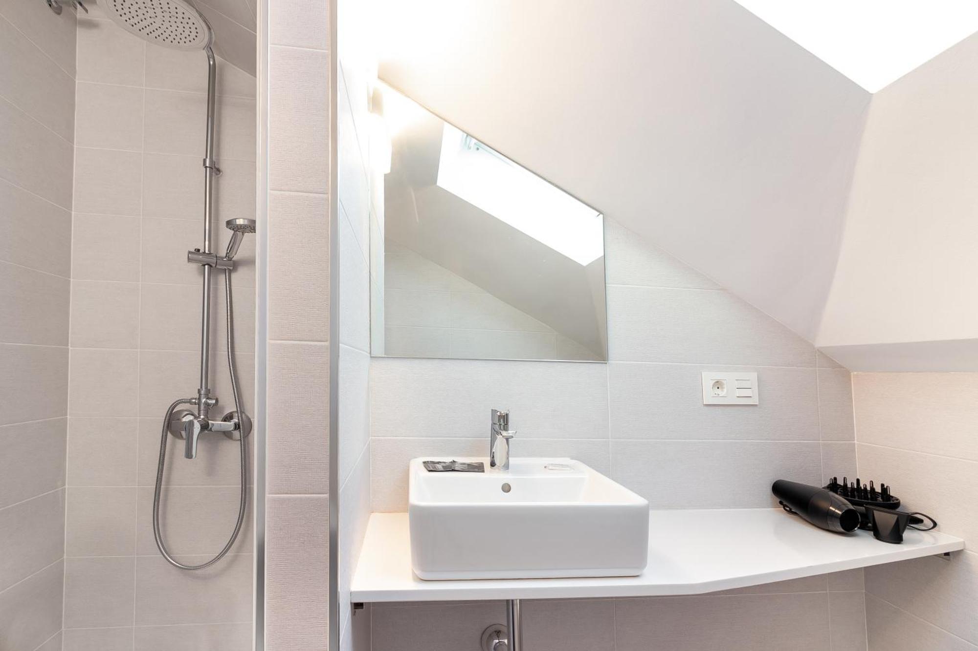 Malaga Center Flat Mariblanca 12 Sun & Terrace Boutique Apartment Room photo